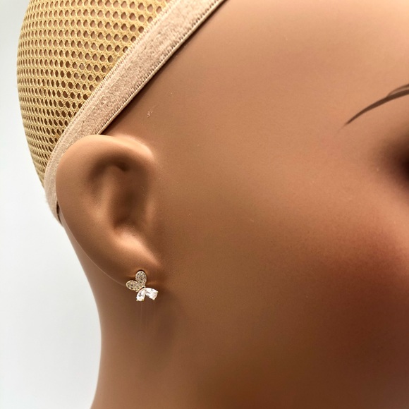 26. Crystal butterfly stud earrings - Picture 3 of 7